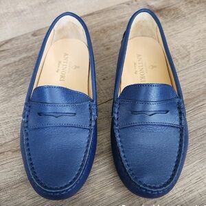 Navy flat loafers drivers women sz 5